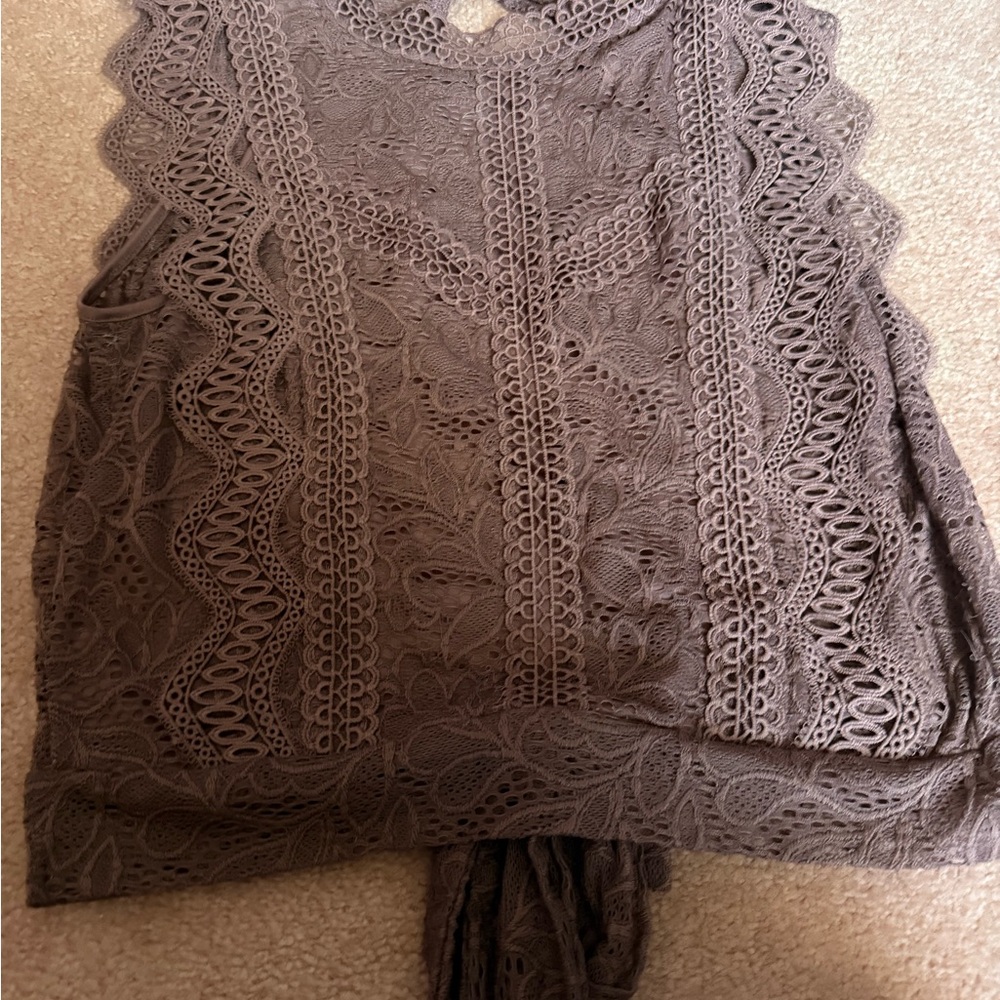 Gray Crochet Sleeveless Blouse with Bib Collar